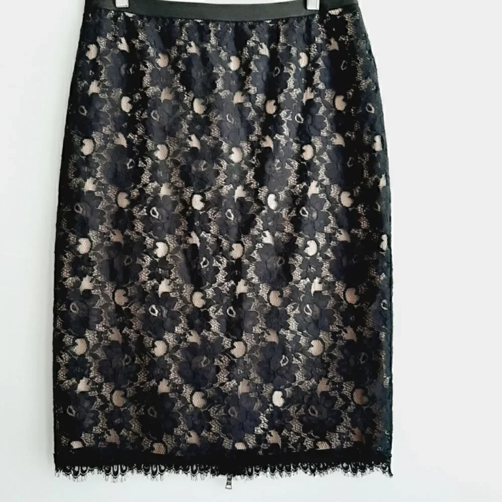 BCBG Sz M black lace back zippered skirt